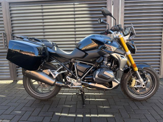 Hauptbild bild 32 BMW R 1250r Triple Black nur 4335 km | Koffer