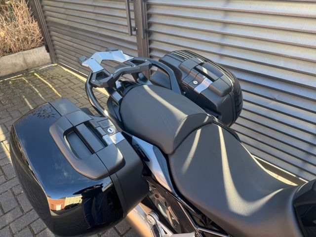 Hauptbild bild 11 BMW R 1250r Triple Black nur 4335 km | Koffer