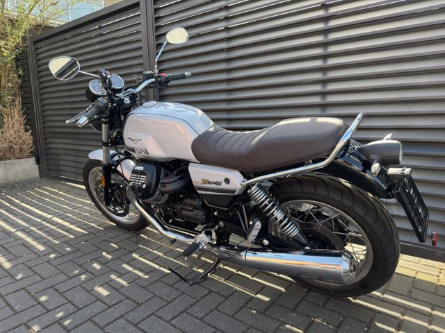 Hauptbild bild 1 MOTO GUZZI V7 Special nur 1649 km | 3,99% Finanzierung