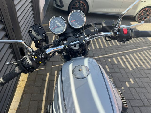 Hauptbild bild 5 MOTO GUZZI V7 Special nur 1649 km | 3,99% Finanzierung