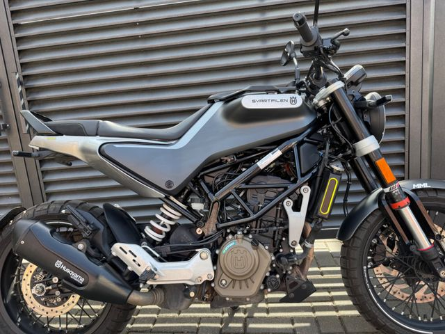 Hauptbild bild 4 HUSQVARNA Svartpilen 125 ABS B196 nur 3519 km