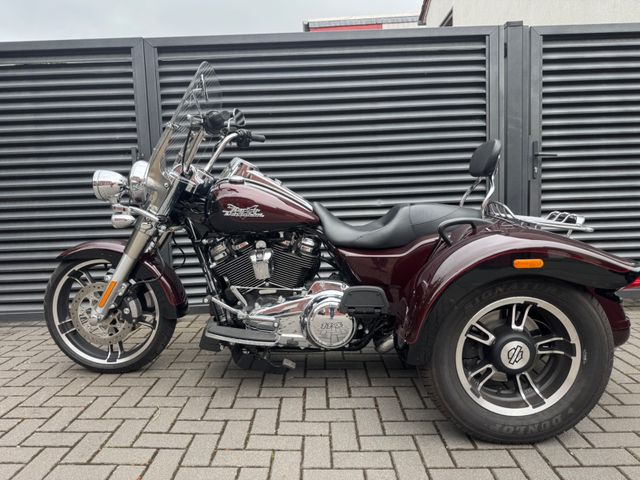 Hauptbild bild 12 HARLEY DAVIDSON FLRT 114 Freewheeler nur 1592 km WIE NEU