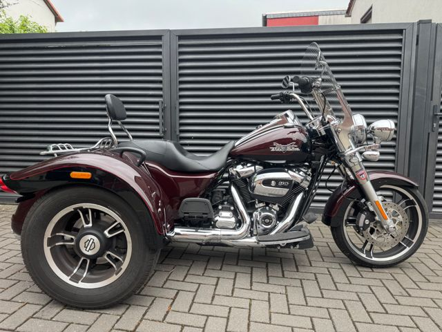 Hauptbild bild 13 HARLEY DAVIDSON FLRT 114 Freewheeler nur 1592 km WIE NEU