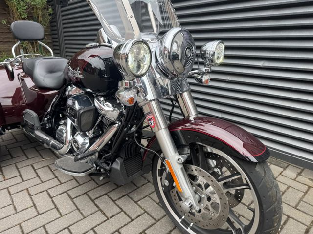 Hauptbild bild 11 HARLEY DAVIDSON FLRT 114 Freewheeler nur 1592 km WIE NEU