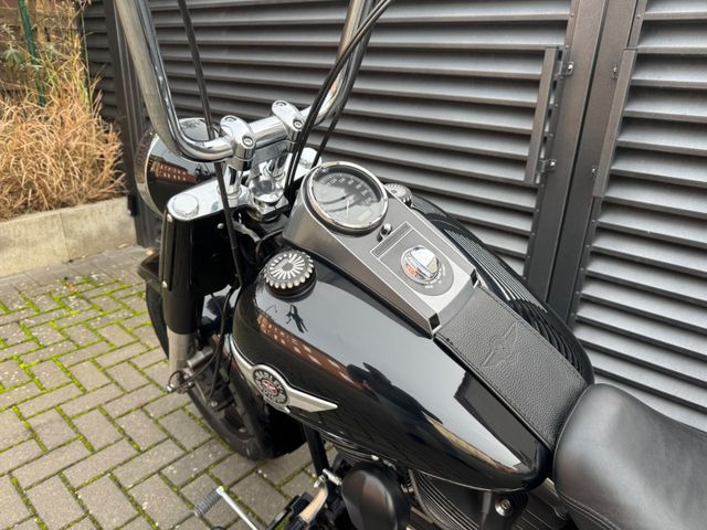 Hauptbild bild 4 HARLEY DAVIDSON Fat Boy Special FLSTFB 103 nur 8493 km