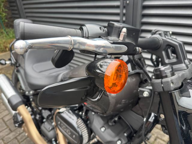 Hauptbild bild 2 HARLEY DAVIDSON FXFBS Fat Bob 114 nur 982 km | Service NEU