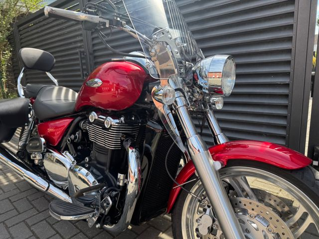 Hauptbild bild 3 TRIUMPH Thunderbird nur 3351 km | Top