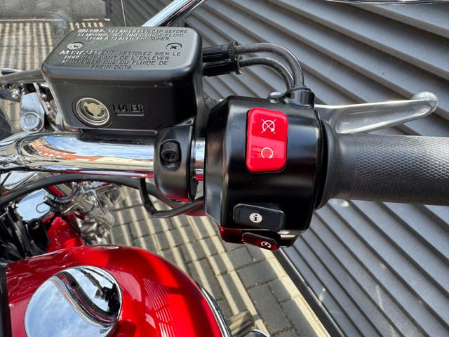 Hauptbild bild 11 TRIUMPH Thunderbird nur 3351 km | Top