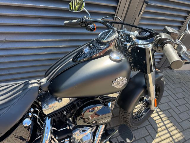 Hauptbild bild 14 HARLEY DAVIDSON FLS Softail Slim  5HD1 nur 3000km | alles neu