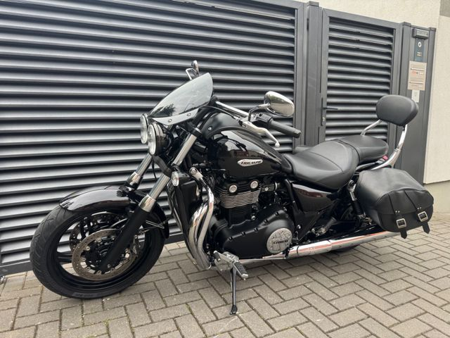 Hauptbild bild 12 TRIUMPH Thunderbird Storm | HU, Service und Reifen neu