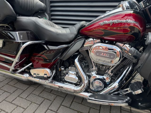 Hauptbild bild 11 HARLEY DAVIDSON FLHTCUSE Electra Glide Ultra Classic CVO